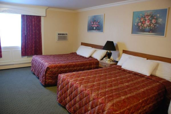 Double Non-Smoking Photo 1