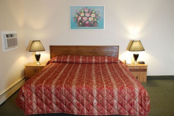 King Kitchenette Non Smoking Photo 1